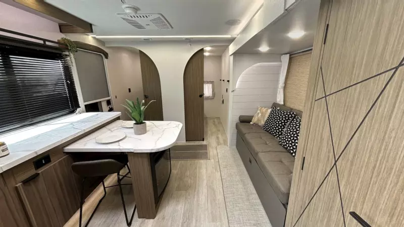 300ICE Floorplan Main Room