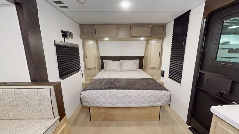 16KHW Floorplan Main Room